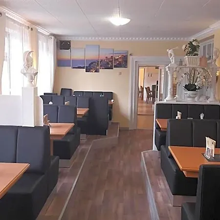 Restaurant Mythos מלון